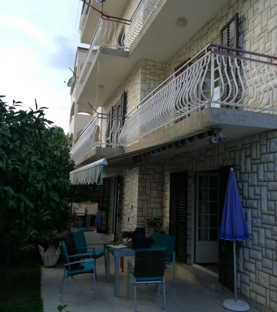 Prodaja, kuća, 400m², Tivat, Crna Gora