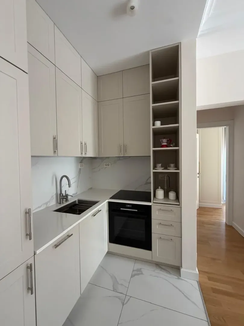 Rent, one bedroom apartment, 51m², Centar, Tivat