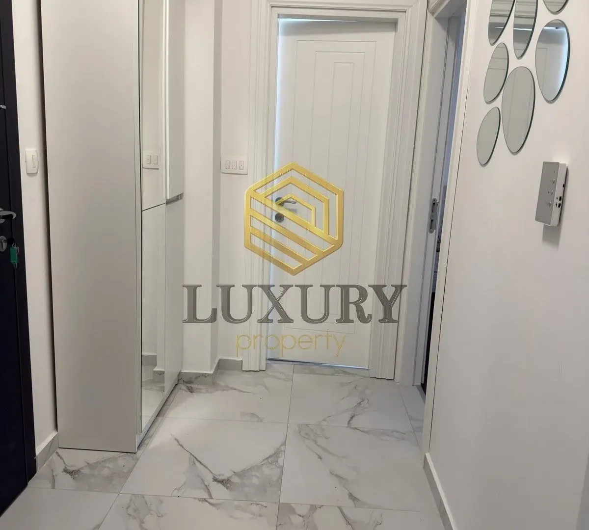 Izdavanje, jednosoban stan, 39m², Krivi Most, Podgorica