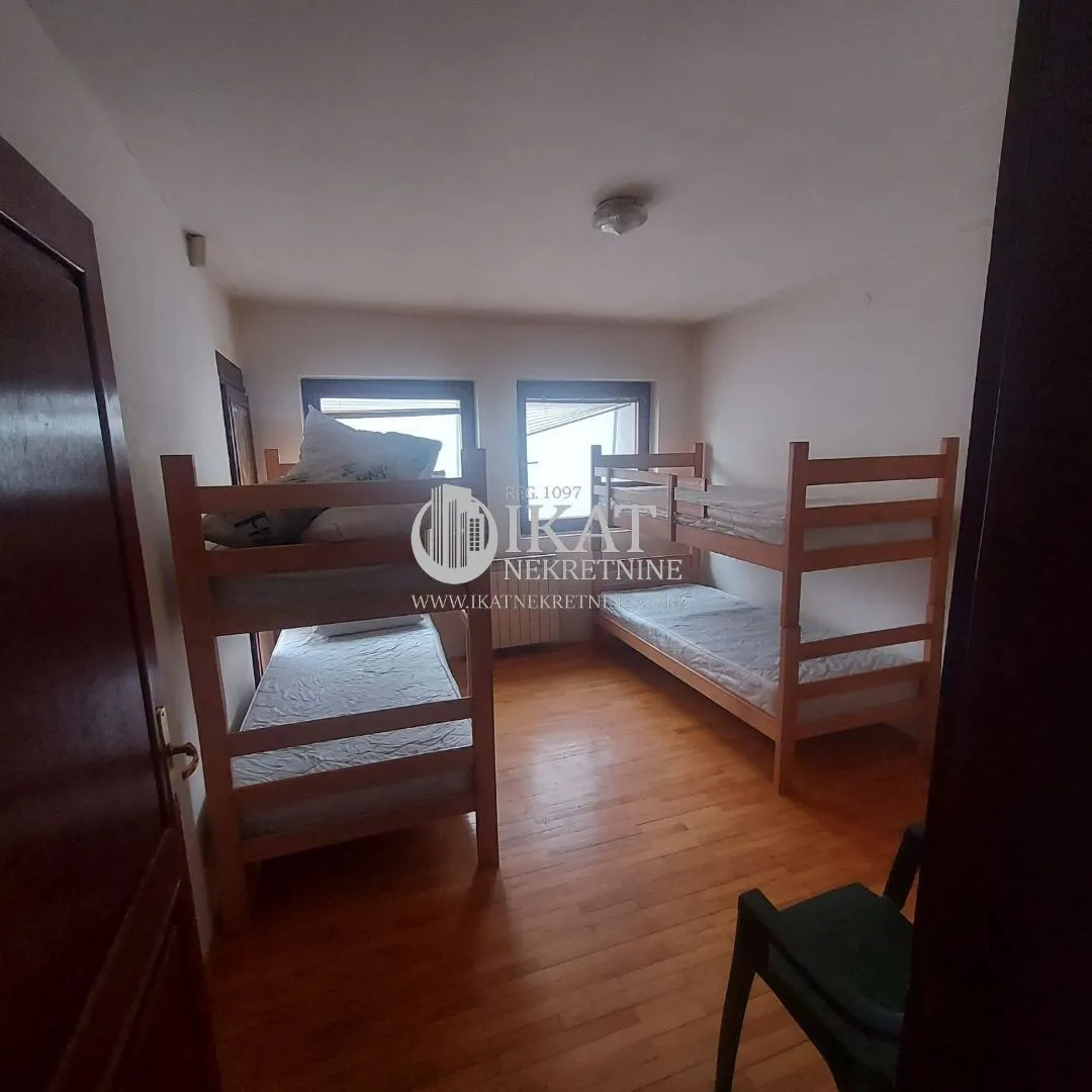 Prodaja, kuća, 596m², Gradska Bolnica, Zvezdara Sve Podlokacije