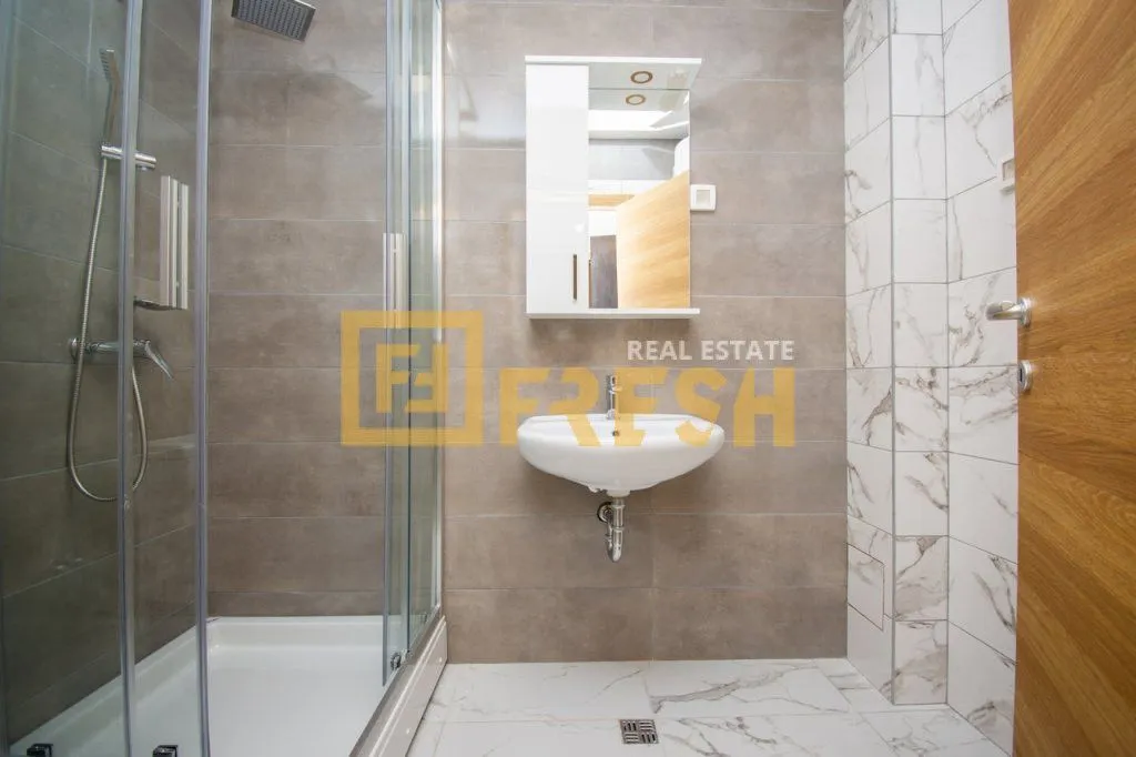 Prodaja, jednosoban stan, 39m², Tološi, Podgorica