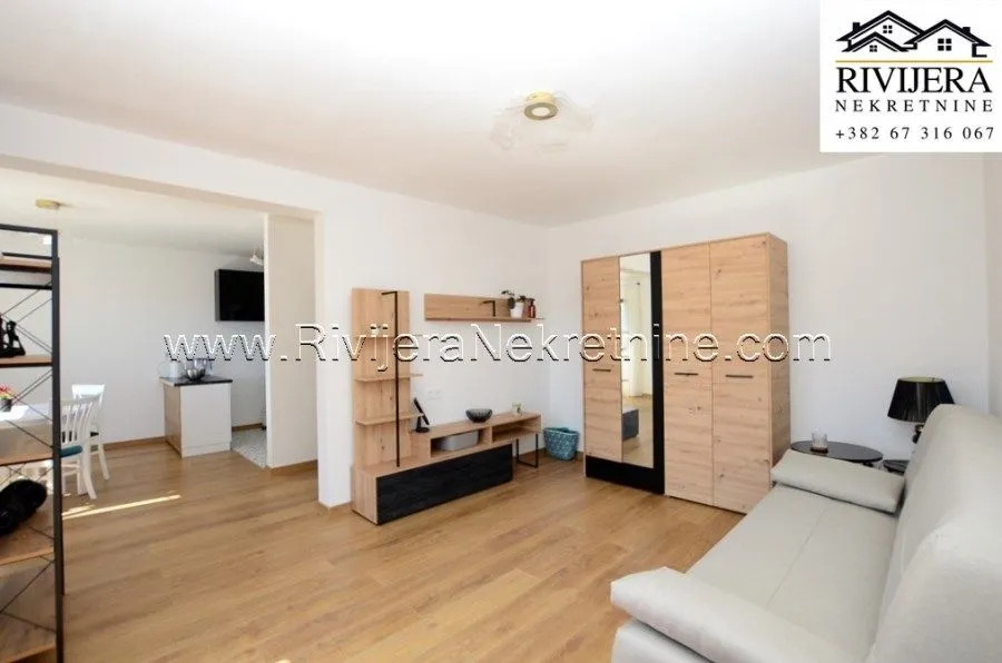 Prodaja, dvosoban stan, 70m², Igalo, Herceg Novi