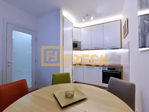 Izdavanje, jednosoban stan, 48m², City Kvart, Podgorica - image 6