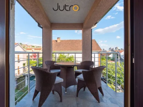 Izdavanje, stan, 80m², Dalmatinska ulica, Podgorica - image 13