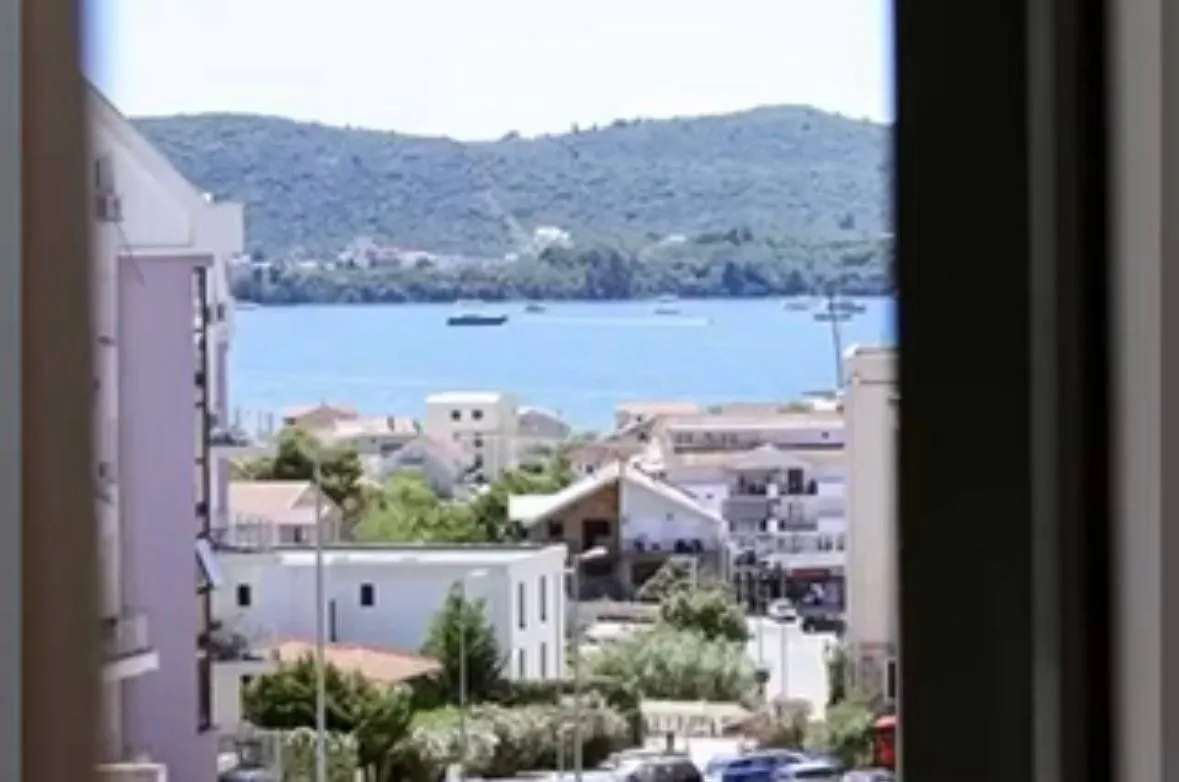 Sale, two bedroom apartment, 59m², Kava, Tivat