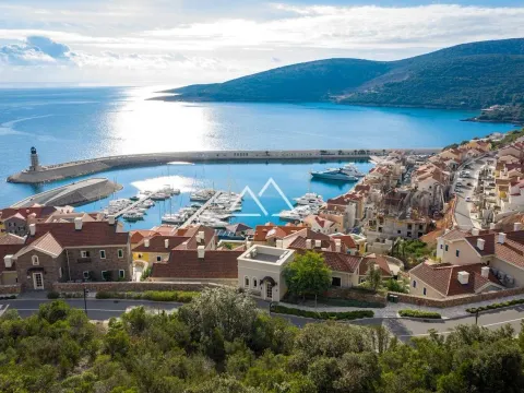 Prodaja, trosoban stan, 137m², Luštica Bay, Tivat - image 26