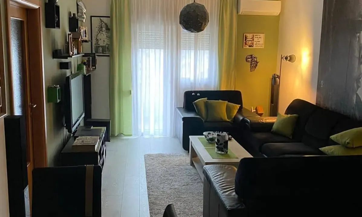 Sale, two bedroom apartment, 70m², Stari Aerodrom, Podgorica