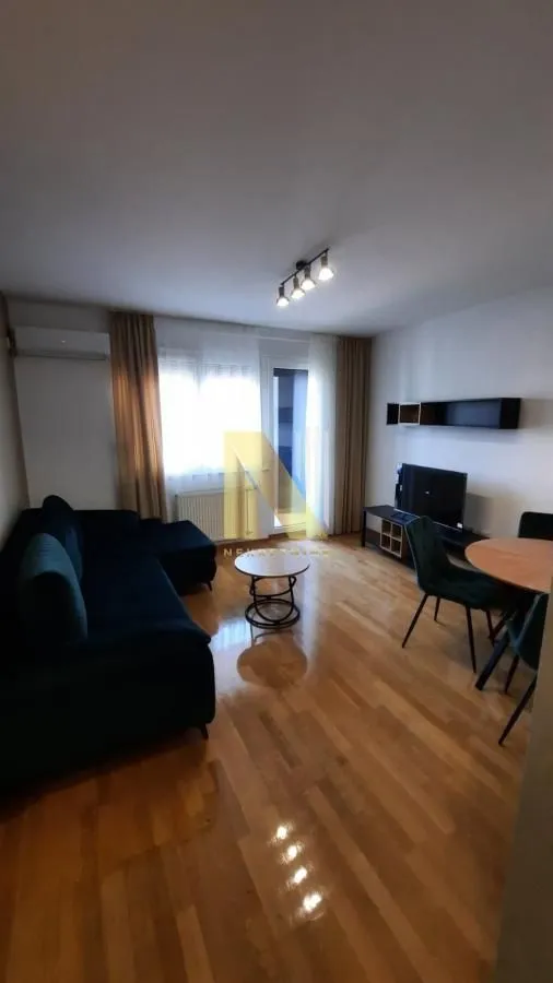 Izdavanje, dvosoban stan, 57m², Podbara, Novi Sad Sve Podlokacije