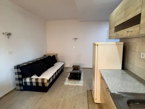 Rent, studio apartment, 20m², Kruševac, Podgorica - image 2