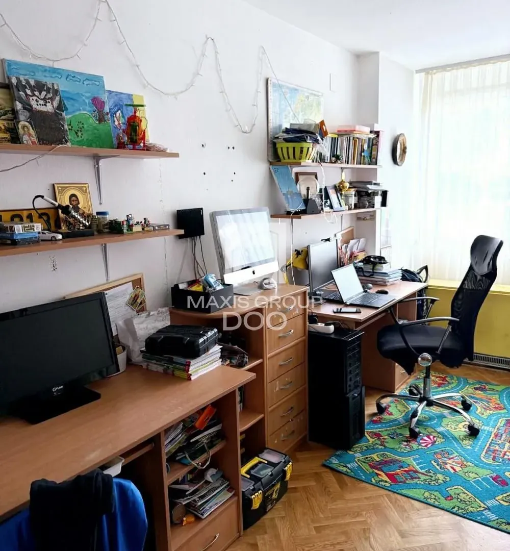 Prodaja, trosoban stan, 71m², Brace Jerković, Voždovac Sve Podlokacije