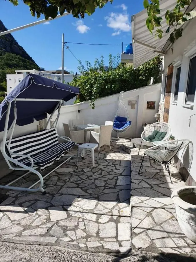 Sale, house, 100m², Sutomore, Bar