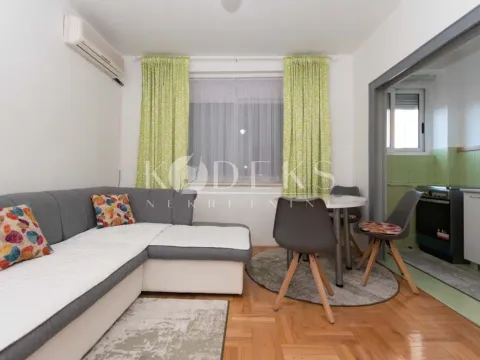 Rent, one bedroom apartment, 46m², Centar, Podgorica - image 10