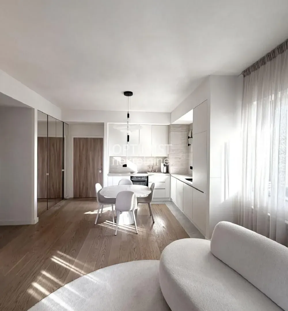 Prodaja, trosoban stan, 81m², Savski Venac, Beograd