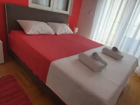 Izdavanje, jednosoban stan, 40m², Budva, Crna Gora - image 2