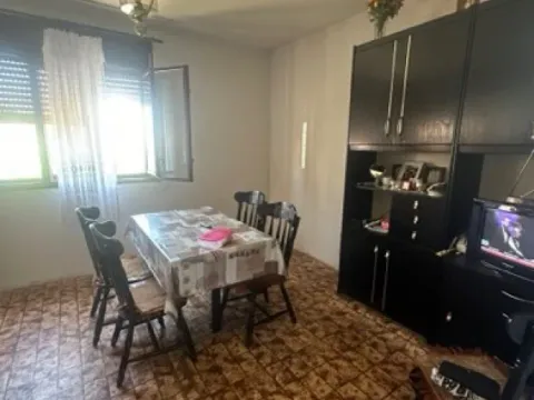 Prodaja, kuća, 280m², Vlaška, Ćuprija - image 2