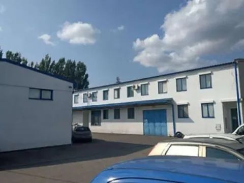 Izdavanje, poslovni prostor, 630m², Čukarica, Beograd - image 2