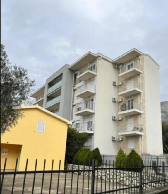 Prodaja, stan, 70m², Bečići, Budva