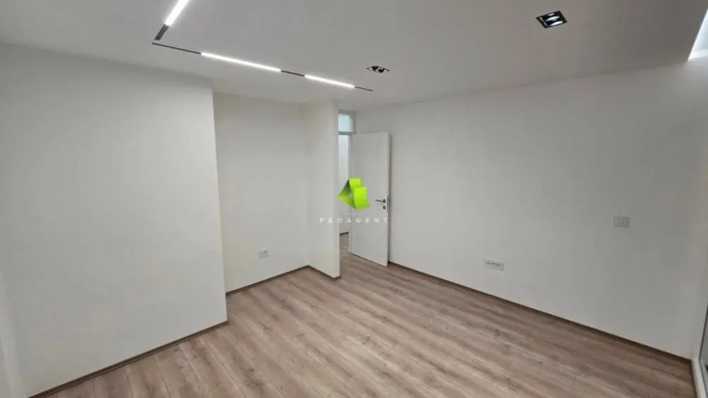 Prodaja, trosoban stan, 89m², Medijana, Niš