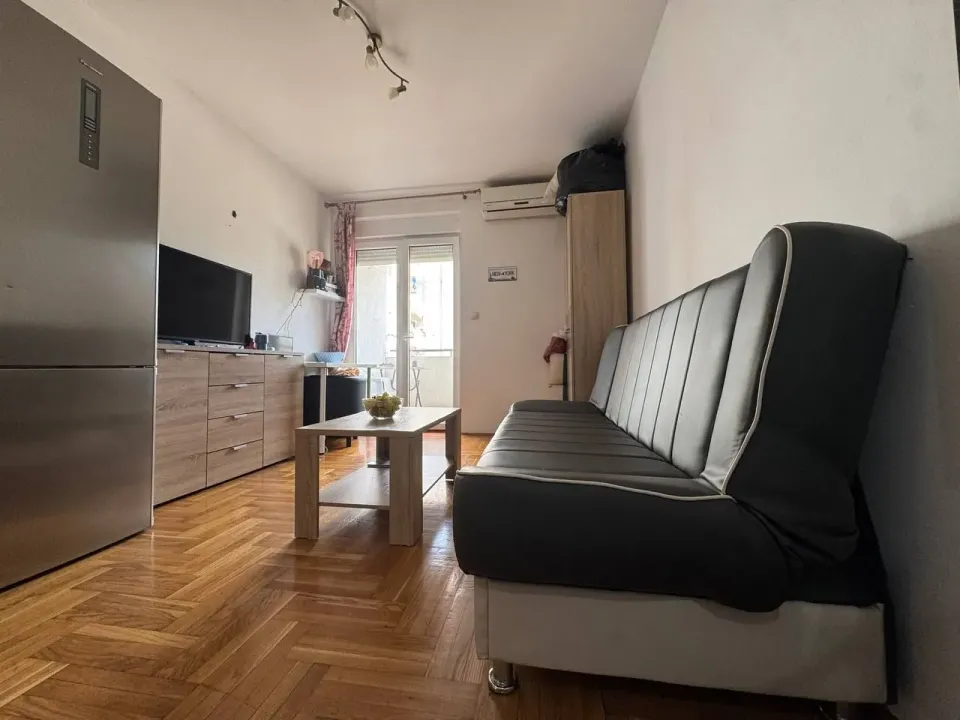 Rent, studio apartment, 25m², Mainski Put, Budva