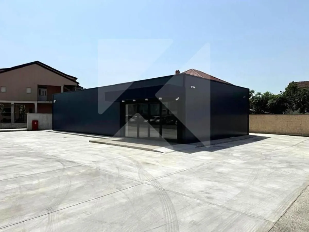 Rent, office space, 150m², Stari Aerodrom, Podgorica