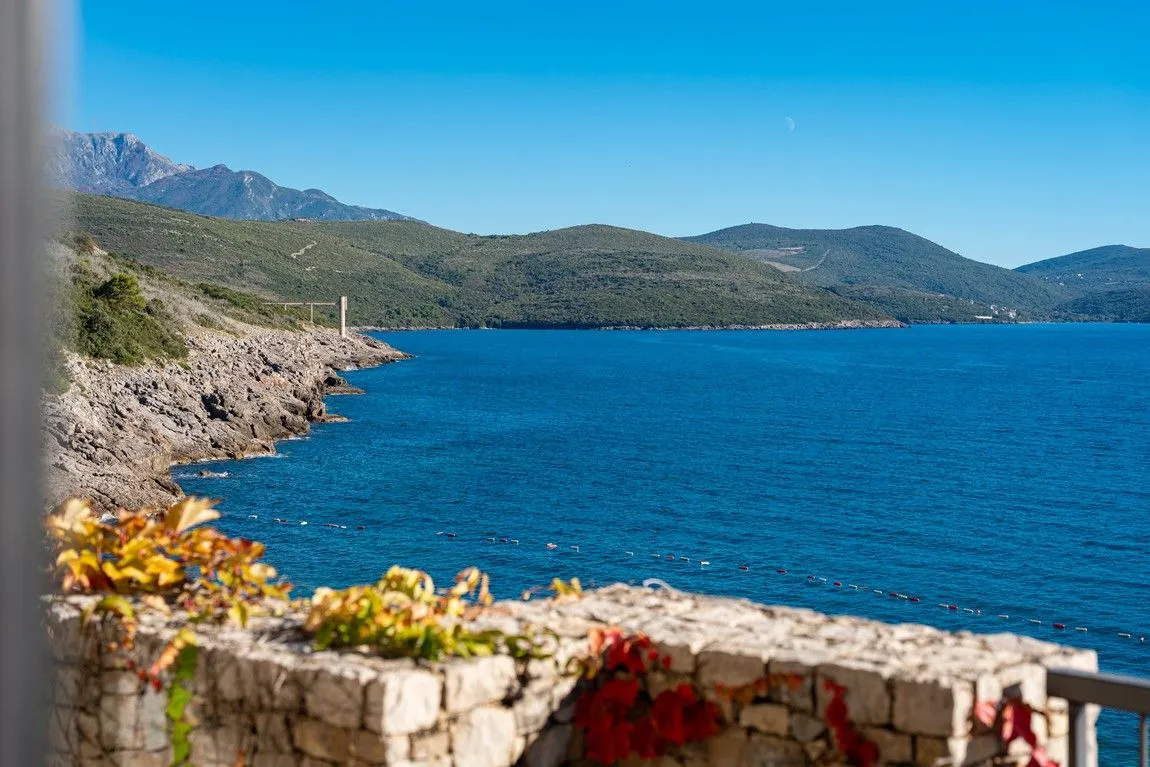 Prodaja, trosoban stan, 108m², Luštica, Tivat