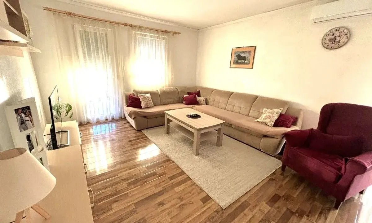 Rent, house, 100m², Pričelje, Podgorica