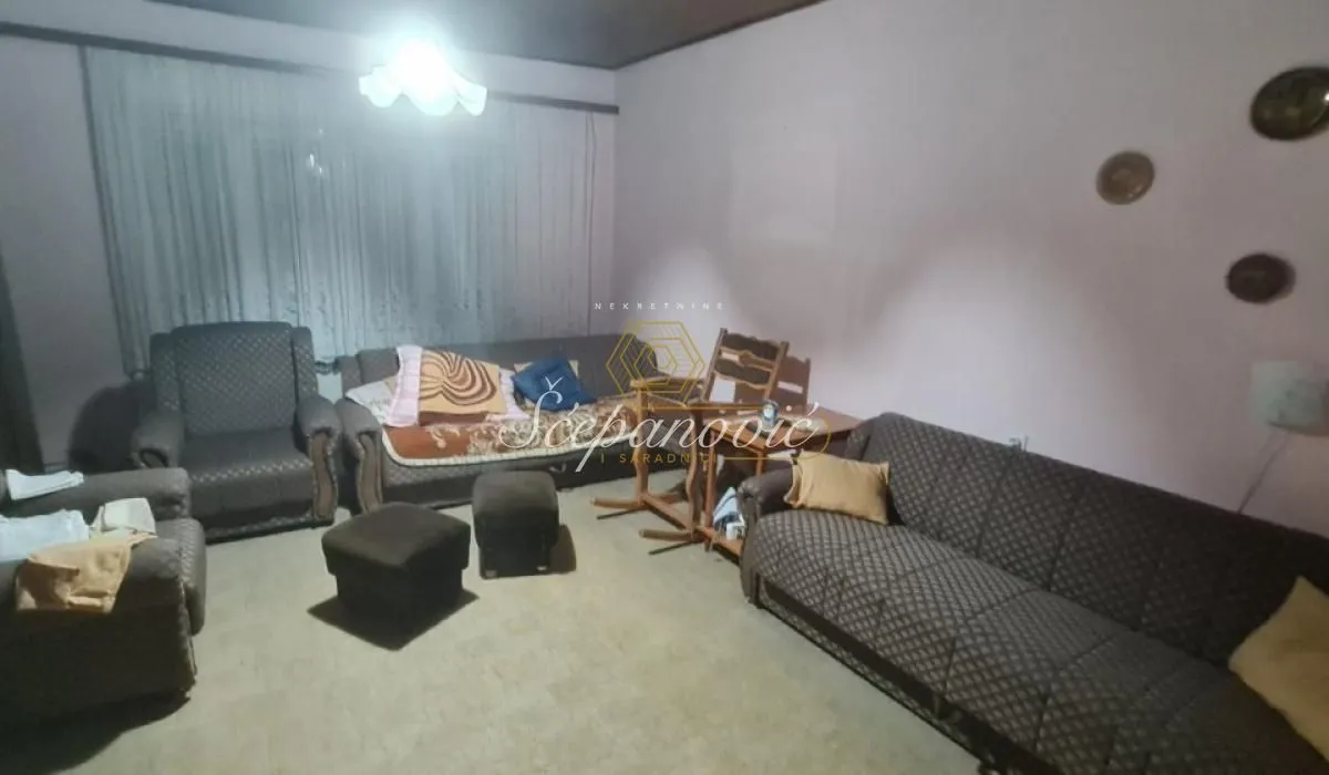 Prodaja, kuća, 191m², Centar, Novi Sad