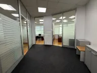 Izdavanje, poslovni prostor, 129m², Sajmište, Novi Sad - image 13