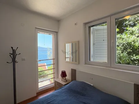 Rent, two bedroom apartment, 49m², Donja Lastva, Tivat - image 5