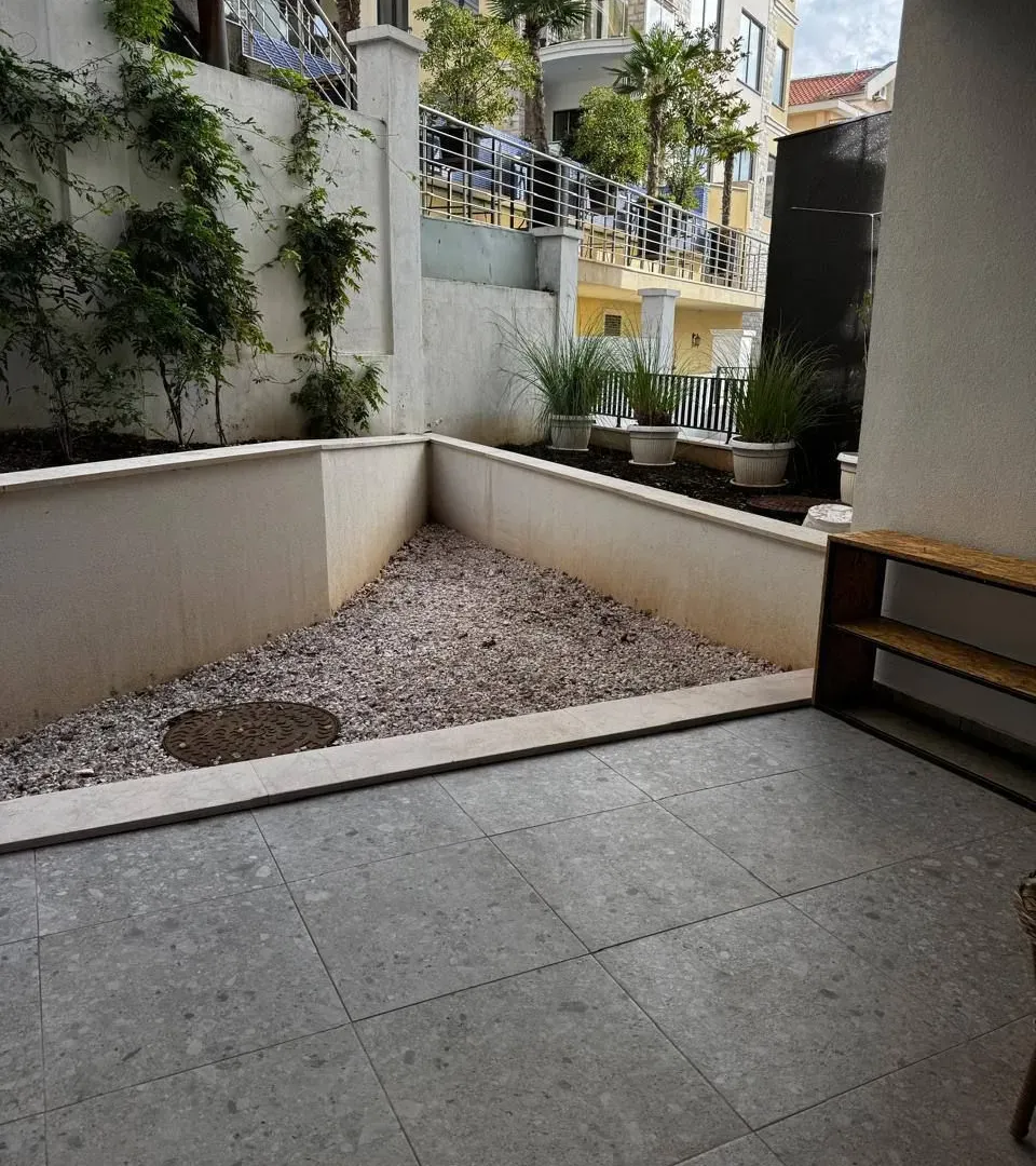 Sale, one bedroom apartment, 54m², Bečići, Budva