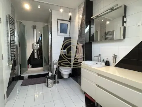 Izdavanje, stan, 310m², Grbavica, Novi Sad Sve Podlokacije - image 17