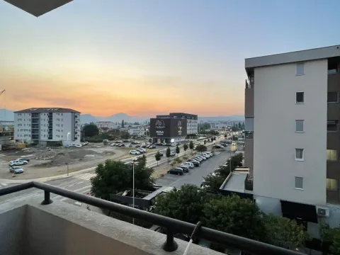 Izdavanje, dvosoban stan, 75m², Zabjelo, Podgorica - image 5