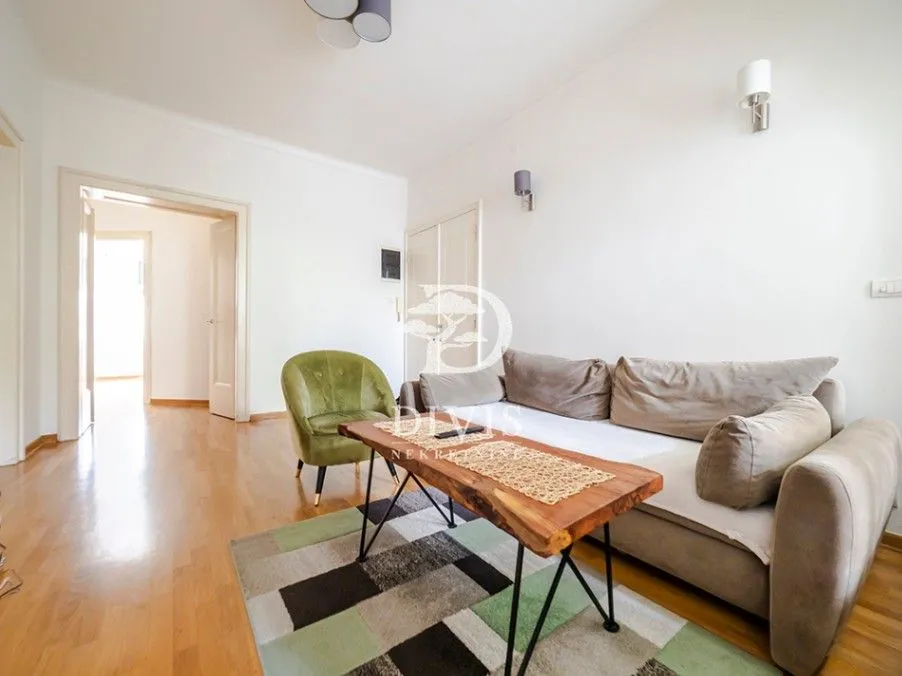 Sale, four bedroom apartment, 123m², Zemun Centar, Zemun Sve Podlokacije