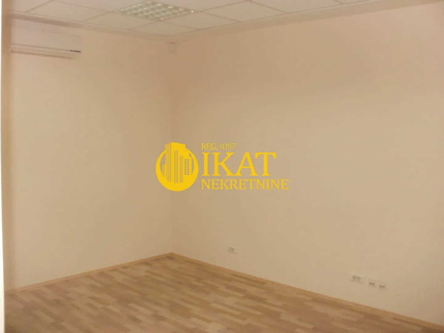 Rent, office space, 216m², Stari Grad, Beograd