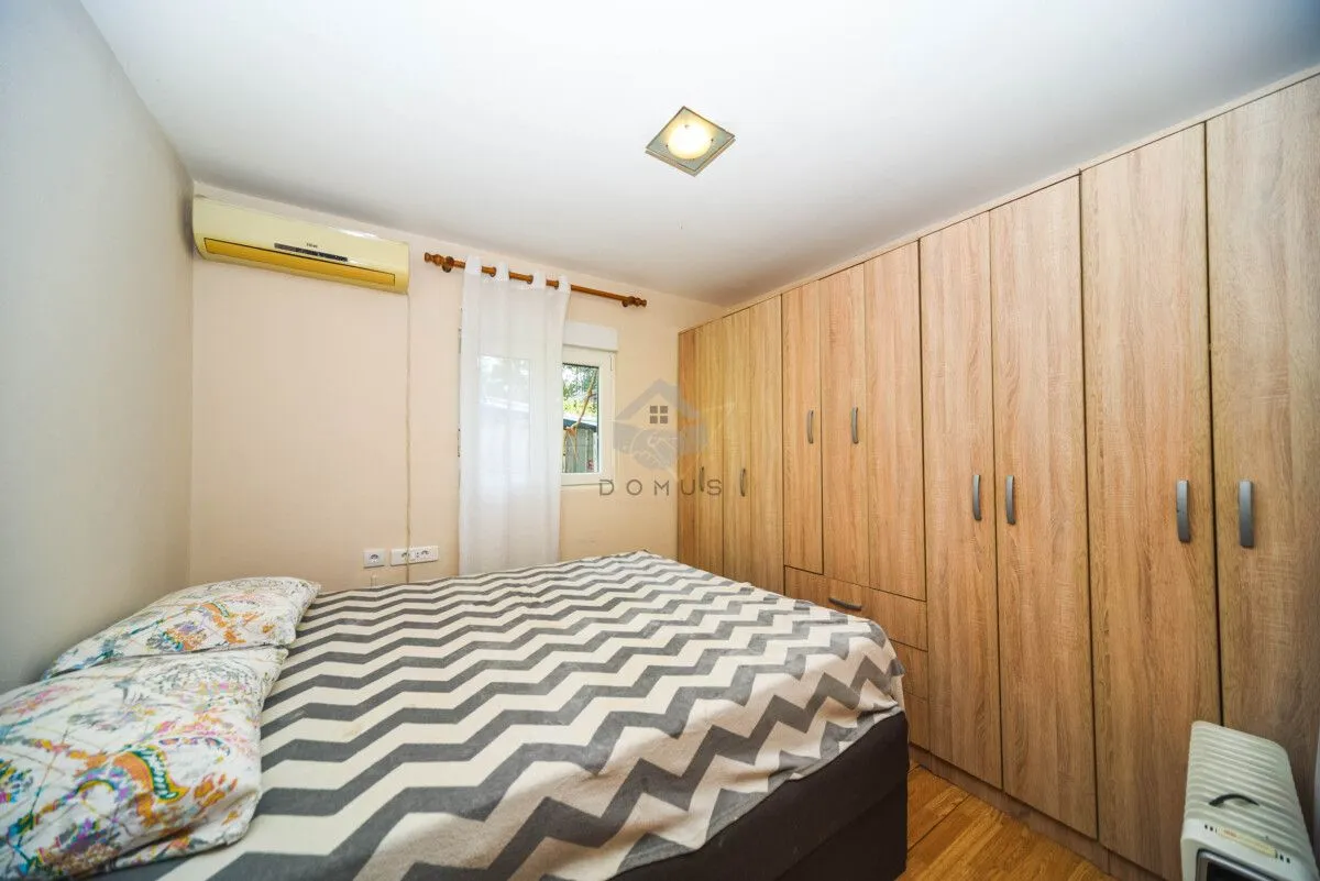 Rent, house, 102m², Podgorica, Crna Gora