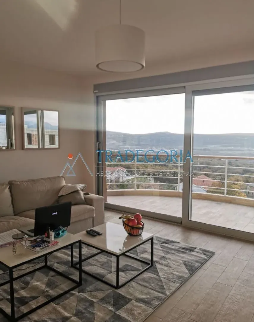 Prodaja, dvosoban stan, 100m², Tivat, Crna Gora