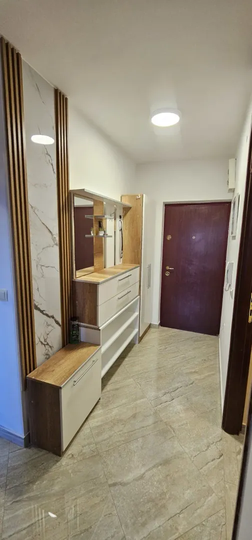 Izdavanje, trosoban stan, 65m², Pobrežje, Podgorica