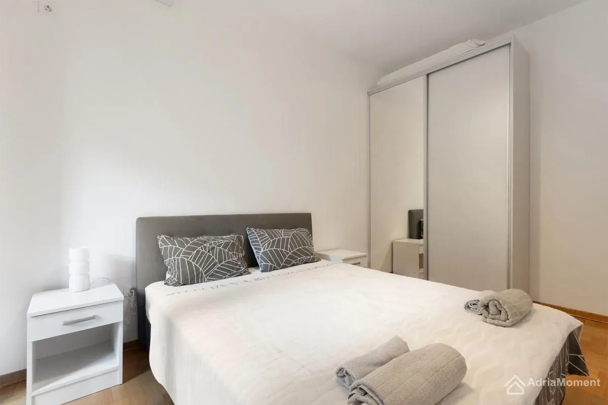 Prodaja, trosoban stan, 97m², Morinj, Kotor