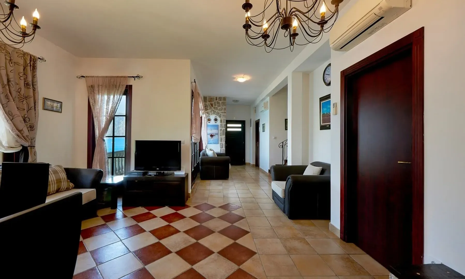 Sale, house, 235m², Kostanjica, Kotor