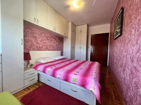 Izdavanje, dvosoban stan, 55m², Podgorica, Crna Gora - image 2
