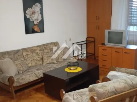 Rent, four bedroom apartment, 89m², Grbavica, Novi Sad Sve Podlokacije