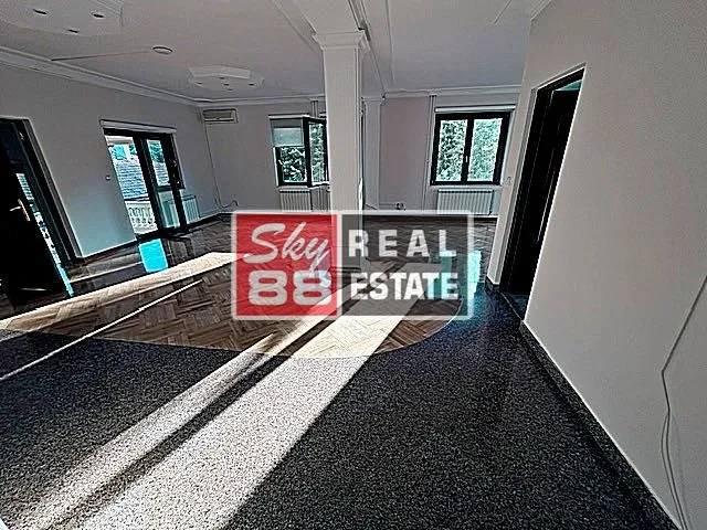 Rent, apartment, 210m², Savski Venac, Beograd