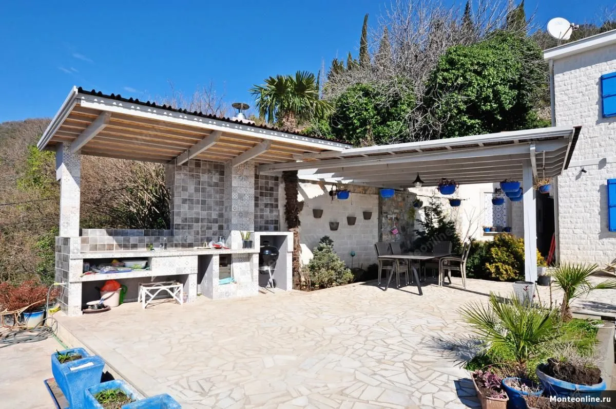 Prodaja, kuća, 308m², Tivat, Crna Gora