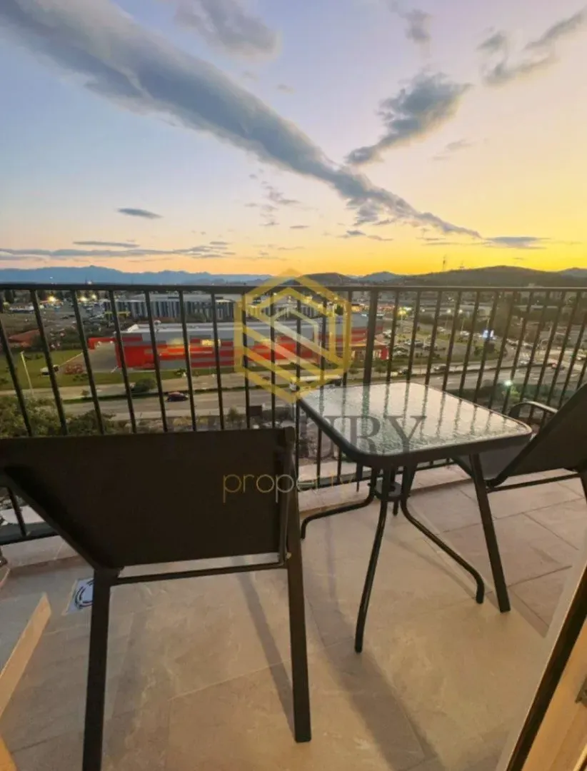 Izdavanje, dvosoban stan, 60m², Pobrežje, Podgorica