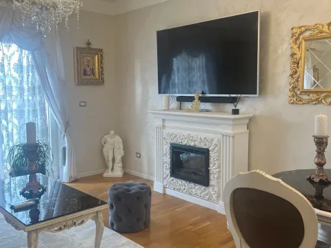 Rent, one bedroom apartment, 53m², City Kvart, Podgorica - image 1