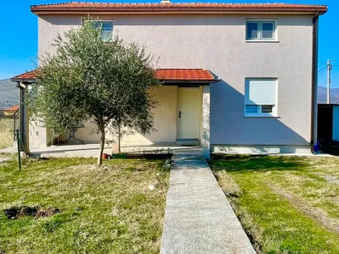 Izdavanje, dvosoban stan, 70m², Donji Kokoti, Podgorica - image 5