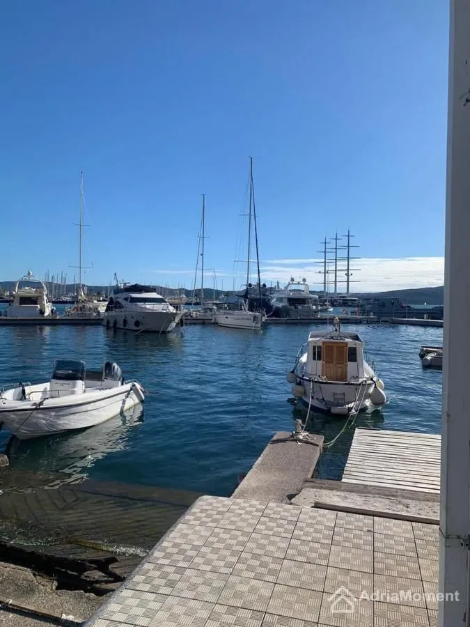 Prodaja, kuća, 105m², Donja Lastva, Tivat