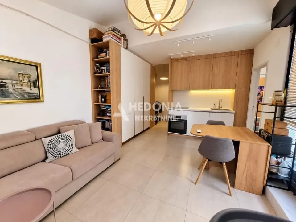 Prodaja, jednosoban stan, 45m², Voždovac Sve Podlokacije, Beograd