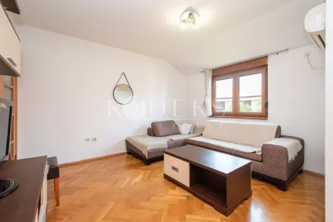 Izdavanje, jednosoban stan, 52m², Dalmatinska ulica, Podgorica - image 5
