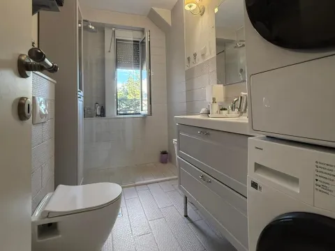 Sale, three bedroom apartment, 68m², Centar, Podgorica - image 11